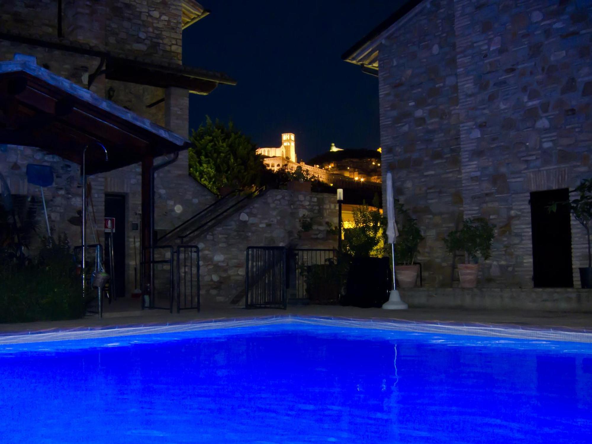 Country House Carfagna アッシジ エクステリア 写真